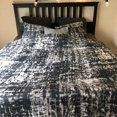 13万円のIKEAクイーンサイズベッド160x200セット（FR...
