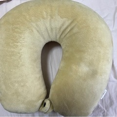 ハワイアン　ネックピローの画像