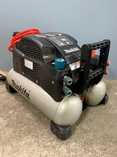 お引取り限定 makita マキタ エアコンプレッサ AC461XG 16L 一般圧/高圧 100V