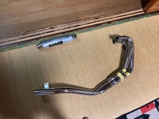 バリオス　マフラー　プリティレーシング