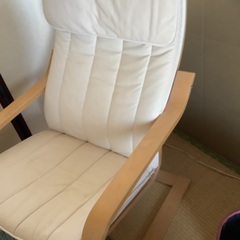 イケア　リラックスチェアの画像