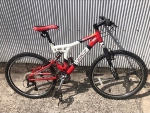 GT マウンテンバイク　XCR 4000 26インチ