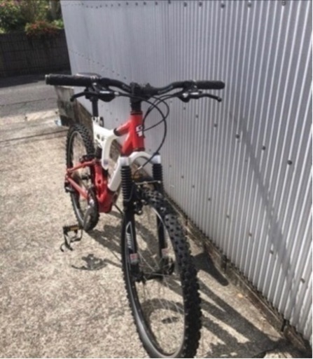 GT マウンテンバイク　XCR 4000 26インチ