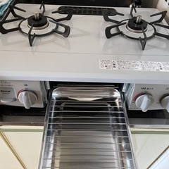 リンナイ ガステーブル 都市ガス12A・13A用 幅約56cm 片面焼きグリル 左強火力 KG35NGRL/13A スカイグレーの画像