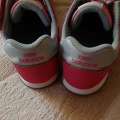 new balance⭐373⭐ピンクスニーカーの画像