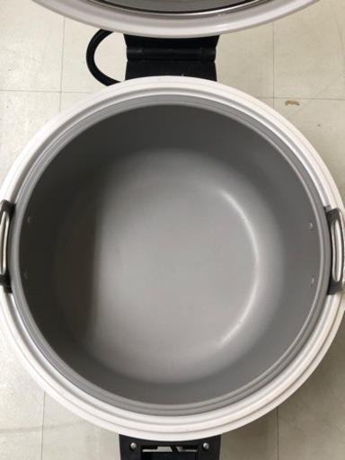 SALE★★おすすめ★★ Made in Japan TIGER Used Rice Jar ジャータイガーJHA-400A 務用電子ジャー炊きたて2升2合 4.0L 2017年 中古です。