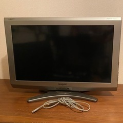 【受渡決定しました】26インチ　SHARP薄型テレビ