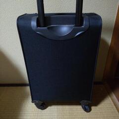 キャリーケースの画像