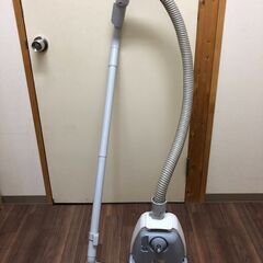 TOSHIBA 東芝クリーナー 紙パック掃除機　2009年製 VC-Y2K (G)の画像