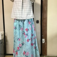 浴衣リメイク　ロングスカート　水色に花柄