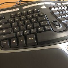 Microsoft(マイクロソフト) エルゴノミックキーボードの画像