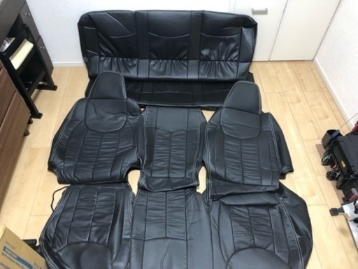 【期間限定値下げ】ハイエース5型DX６人用シートカバーセット