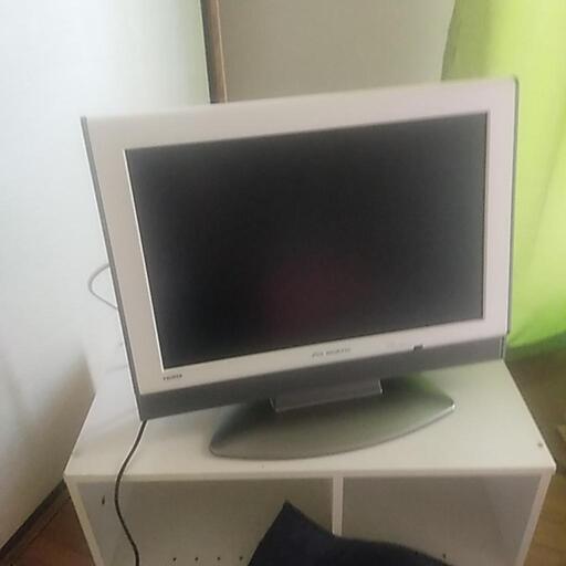 19型の液晶テレビです美品です
