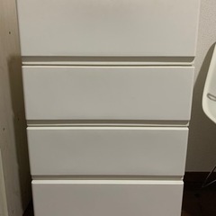 衣装棚（ニトリで購入）
