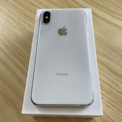 iPhone X 64GB silver SIMフリーの画像