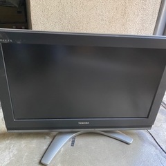 液晶テレビ