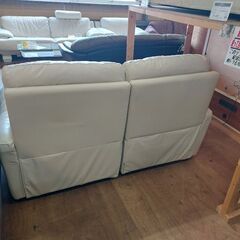 ニトリ　ジャファー　NBタイプ　2人用本革ソファー　ライトグレー　セパレート　【愛品倶楽部柏店】の画像