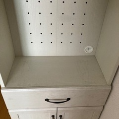 食器棚の画像