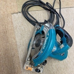 マキタ 丸ノコ　型番  5637BA 