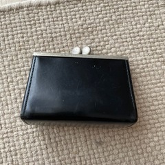アニエスベーがまぐち小銭入れ黒　中古