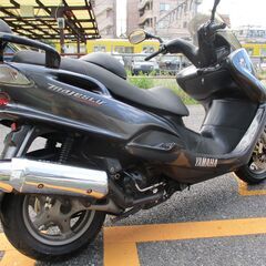マジェスティ１２５　ＦＩ　の画像