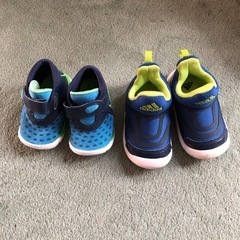 NIKE9センチ　adidas12センチ