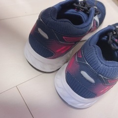 23cm asics スニーカー　運動靴の画像