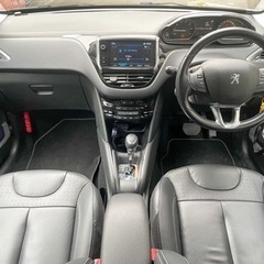 プジョー　208レザーエディション　限定車　極上車　新車ワンオーナー　1万キロ☆の画像