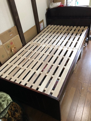 セシール すのこベッド　ダークブラウン 長さ198cmショート丈のベッド ショートセミシングルベッド下30cmの収納