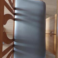 ベンチシートダイニングテーブルの画像