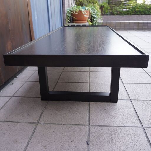 Cassina ixc.(カッシーナ イクスシー) East by Eastwest SKIFF(スキッフ) アッシュ材ローテーブル。