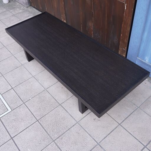 Cassina ixc.(カッシーナ イクスシー) East by Eastwest SKIFF(スキッフ) アッシュ材ローテーブル。