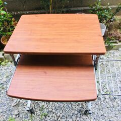 パソコンラックの画像