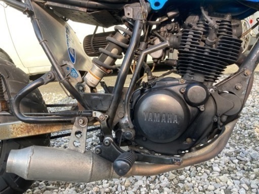 TW200［訳あり］予備タンク、未使用ミラー有り