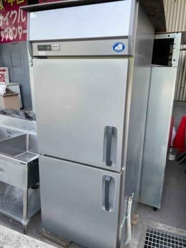☆ 中古品 パナソニック 業務用冷蔵庫 2枚扉 SRR-K781L 100V 636L 750ｘ800ｘ1940ｍｍ 動作問題なし ☆