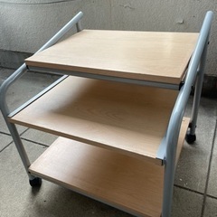 スチールワゴン