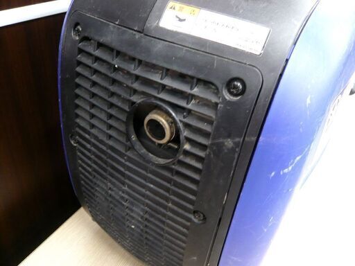ヤマハ 1.6kVA 防音型 インバータ発電機 EF1600iS 中古 定格出力：1.6kVA [50Hz/60Hz] 苫小牧西店