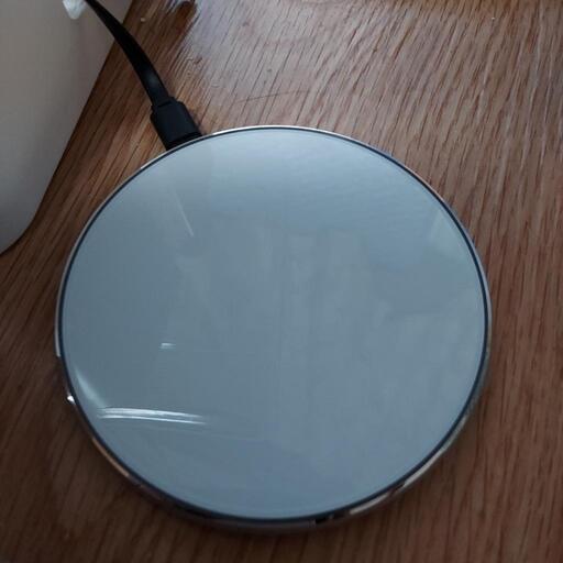 ワイヤレス充電器！
