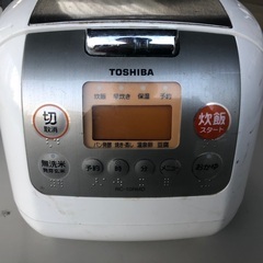 東芝 炊飯器（汚れあり）の画像