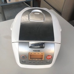 東芝 炊飯器（汚れあり）