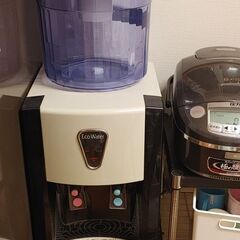 エコウォーター　hot&coolサーバー