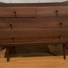 オシャレ棚　ウッド調の棚の画像