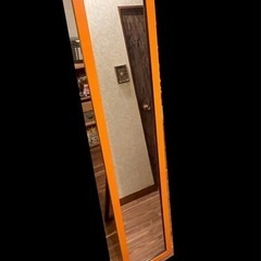 スタンド鏡 木枠オレンジ 木枠に傷あり