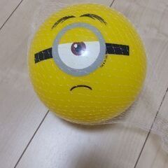 ミニオンズ　ボール（新品）