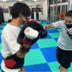 格闘技で強くなって一緒に試合出ませんか？ - スポーツ