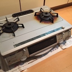 ガスコンロ  2口 汚れています