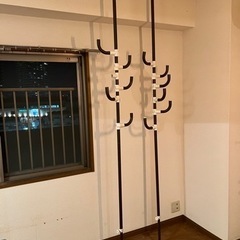 洋服掛け（突っ張り棒タイプ）の画像