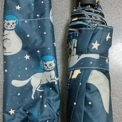 (※譲渡決定しました) 宇宙猫柄　折りたたみ日傘　晴雨兼用