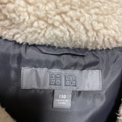 ユニクロダウンベスト130中古の画像