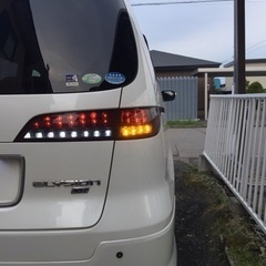 エリシオン　フルLEDテールランプ